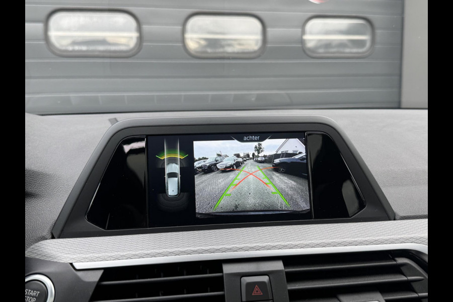 BMW X3 xDrive20i High Executive M-Sport | Panoramadak | Head-Up Display | Camera | Elektrische Trekhaak |