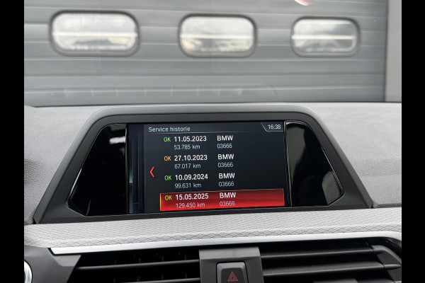BMW X3 xDrive20i High Executive M-Sport | Panoramadak | Head-Up Display | Camera | Elektrische Trekhaak |