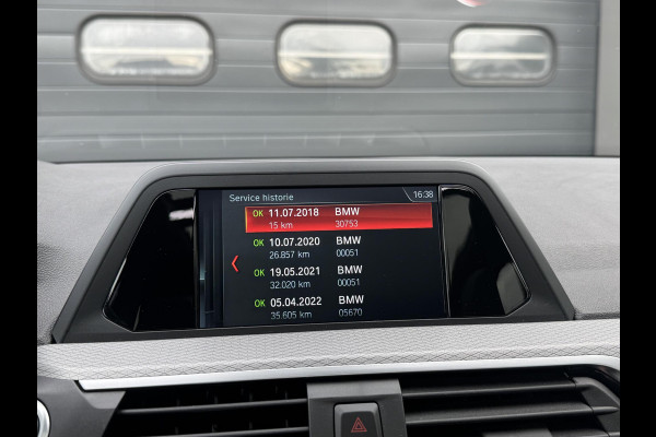 BMW X3 xDrive20i High Executive M-Sport | Panoramadak | Head-Up Display | Camera | Elektrische Trekhaak |