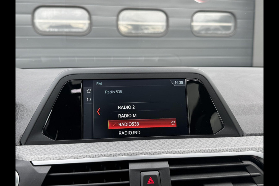 BMW X3 xDrive20i High Executive M-Sport | Panoramadak | Head-Up Display | Camera | Elektrische Trekhaak |