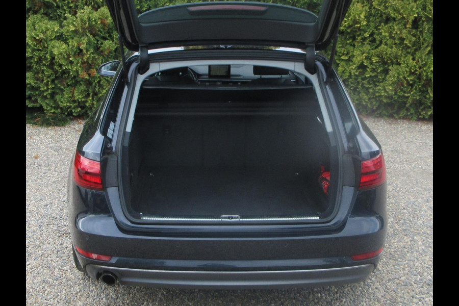 Audi A4 Avant 1.4 TFSI Lease Edition *Navi*Trekhaak*