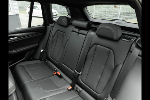 BMW X3 xDrive30e M-Sport - Pano - Memory - ACC - Harman Kardon - Camera