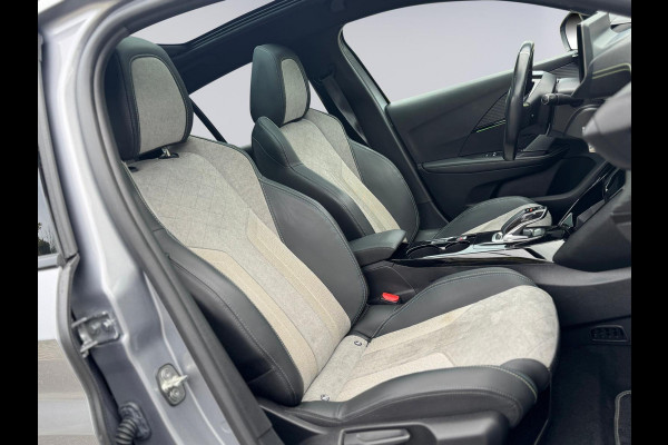 Peugeot e-208 EV GT 350 50 kWh, adaptief cruise control, panoramadak 1/2 lederen sportinterieur, 1 e eigenaar,nl auto nap