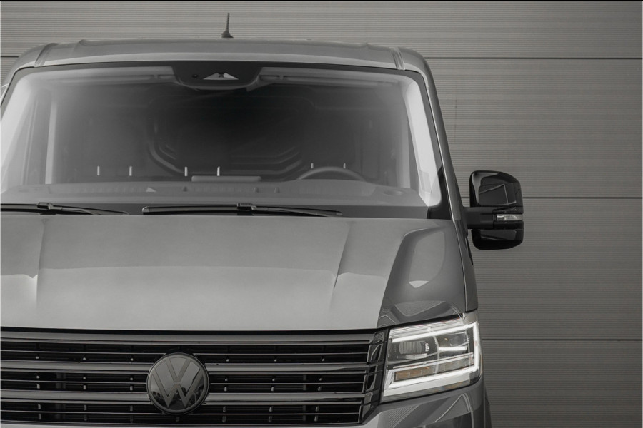 Volkswagen Crafter 35 2.0 TDI L3H2 Black Pack Vol+ ACC Dubbel Schuifdeur BPM Vrij Facelift LED