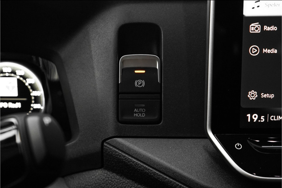Volkswagen Crafter 35 2.0 TDI L3H2 Black Pack Vol+ ACC Dubbel Schuifdeur BPM Vrij Facelift LED
