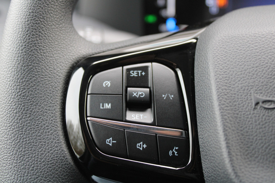 Ford Transit Custom 320 2.0 TDCI L2H1 Trend 136pk - Carplay - Android - Camera - LED koplampen - Stoelverwarming - Rijklaar