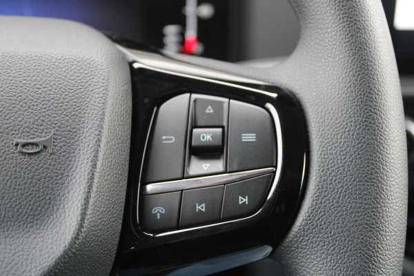 Ford Transit Custom 320 2.0 TDCI L2H1 Trend 136pk - Carplay - Android - Camera - LED koplampen - Stoelverwarming - Rijklaar