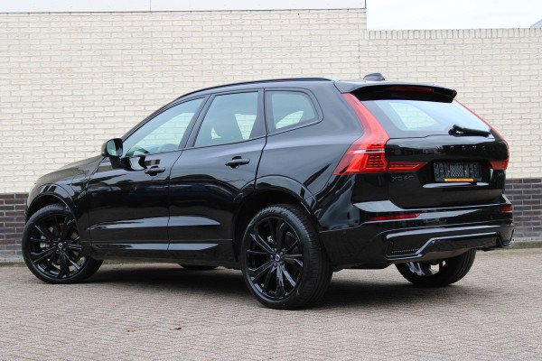 Volvo XC60 2.0 T6 Plug-in hybrid AWD Plus Black Edition | Trekhaak | 360 Camera | H&K | BLIS |