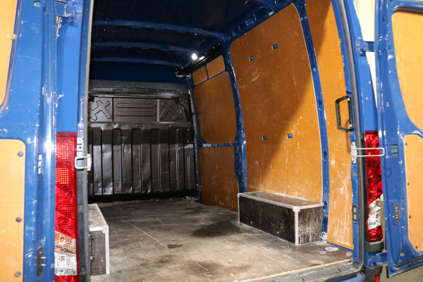 Iveco Daily 35S14 L2 H2 Airco Automaat 3.5T Trekhaak Iveco Daily 35S14 L2 H2 Airco Automaat 3.5T Trekhaak