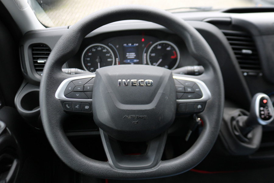 Iveco Daily 35S14 L2 H2 Airco Automaat 3.5T Trekhaak Iveco Daily 35S14 L2 H2 Airco Automaat 3.5T Trekhaak