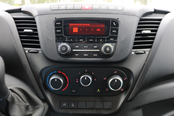 Iveco Daily 35S14 L2 H2 Airco Automaat 3.5T Trekhaak Iveco Daily 35S14 L2 H2 Airco Automaat 3.5T Trekhaak