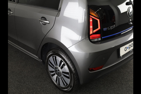 Volkswagen e-Up! e-up! Style 83PK | Navigatie via app | Cruise control | LM velgen | Acteruitrijcamera | Multifunctioneel stuurwiel |