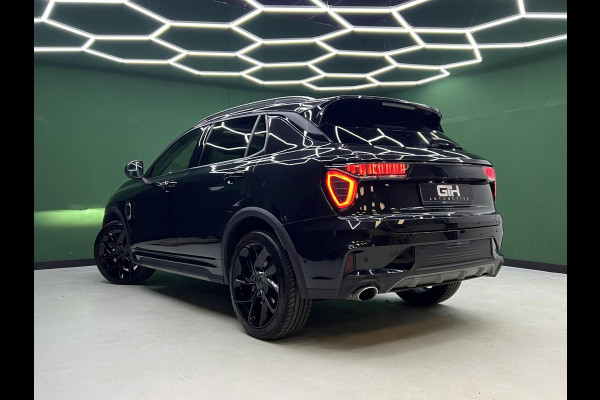 Lynk & Co 01 1.5 Black pack | Keyless | Pano | 360 Camera