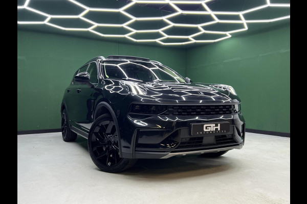 Lynk & Co 01 1.5 Black pack | Keyless | Pano | 360 Camera