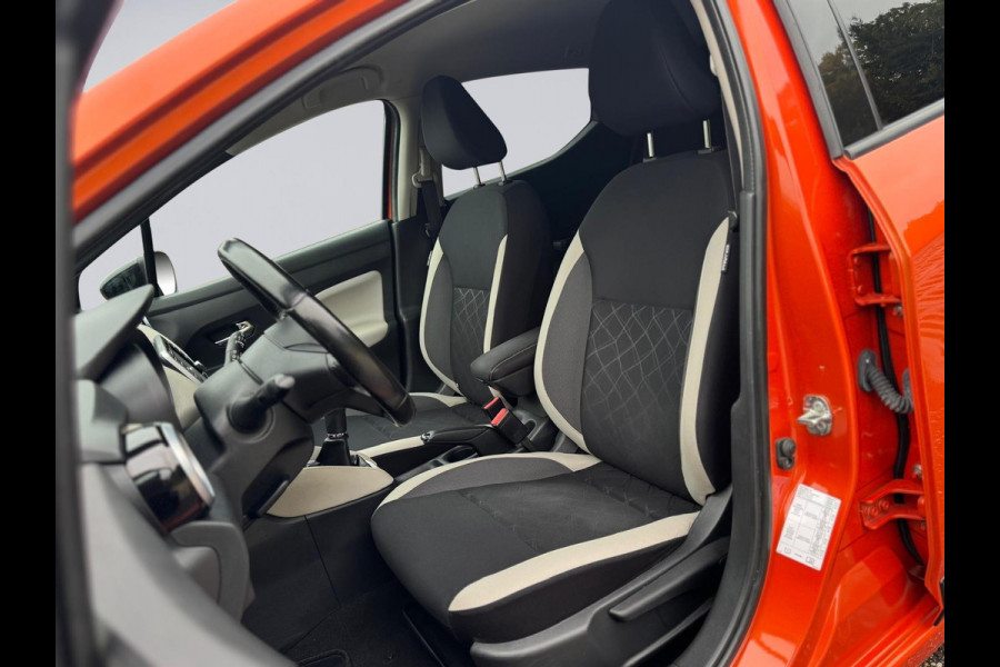 Nissan Micra 0.9 IG-T Tekna, achteruitrijcamera, climaat control, navigatie, 17 inch, vele opties