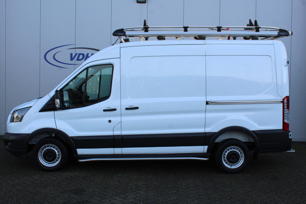 Ford Transit 290 2.0-105pk TDCI L2H2 Ambiente. Compleet ingerichte Ford Transit ! Camera, pdc v+a, airco, ladder achterd., opstaptrede met trekhaak, imperiaal met ladder, omvormer naar 220V, etc etc.