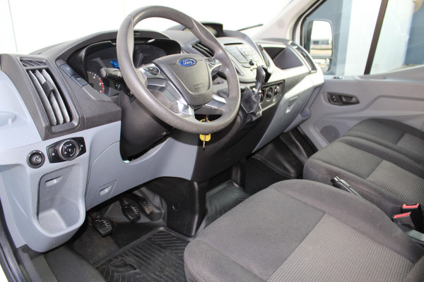 Ford Transit 290 2.0-105pk TDCI L2H2 Ambiente. Compleet ingerichte Ford Transit ! Camera, pdc v+a, airco, ladder achterd., opstaptrede met trekhaak, imperiaal met ladder, omvormer naar 220V, etc etc.