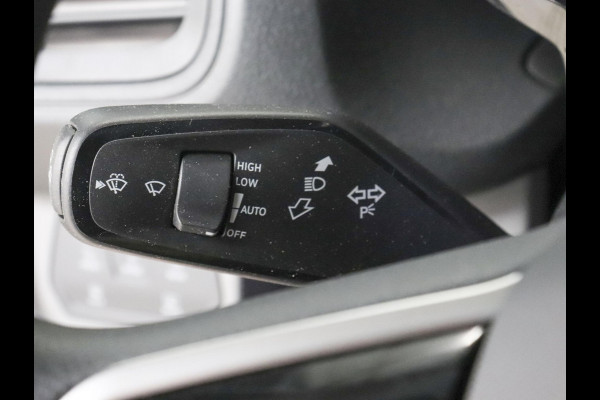 Volkswagen ID. Buzz Cargo L1H1 204 pk 77 kWh PRO Airco Cruise Control Navigatie Parkeersensoren