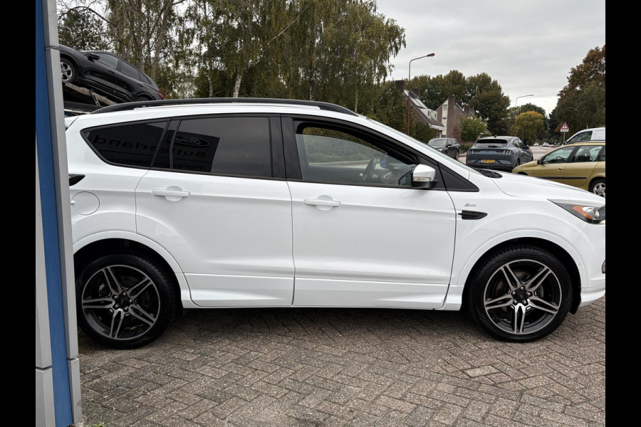 Ford Kuga 1.5 EcoBoost ST Line 150pk Trekhaak | Voorruitverwarming | Cruise control | 2.000kg Trekgewicht | Stoelverwarming