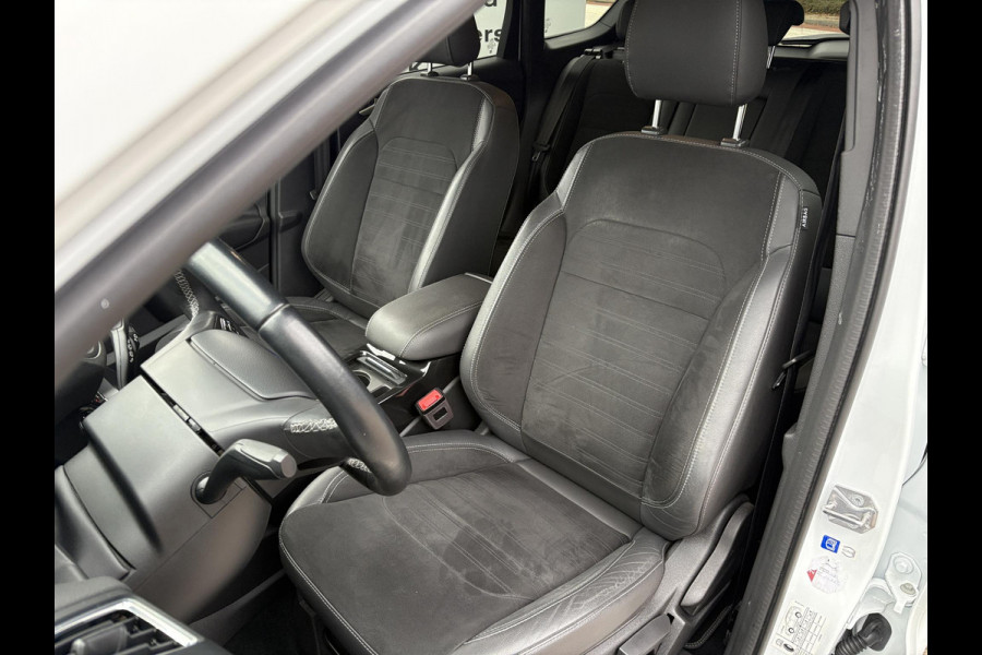 Ford Kuga 1.5 EcoBoost ST Line 150pk Trekhaak | Voorruitverwarming | Cruise control | 2.000kg Trekgewicht | Stoelverwarming