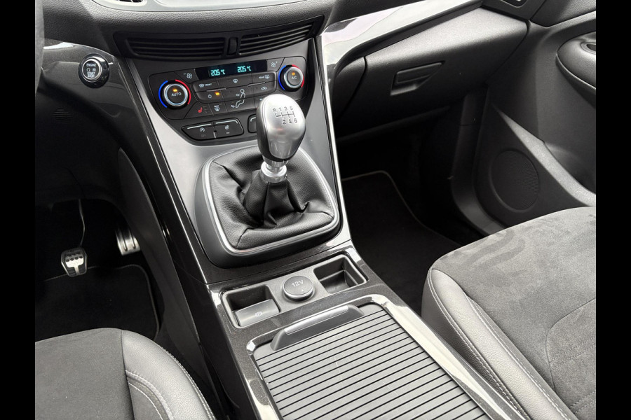 Ford Kuga 1.5 EcoBoost ST Line 150pk Trekhaak | Voorruitverwarming | Cruise control | 2.000kg Trekgewicht | Stoelverwarming