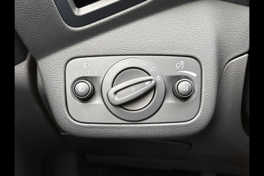 Ford Kuga 1.5 EcoBoost ST Line 150pk Trekhaak | Voorruitverwarming | Cruise control | 2.000kg Trekgewicht | Stoelverwarming