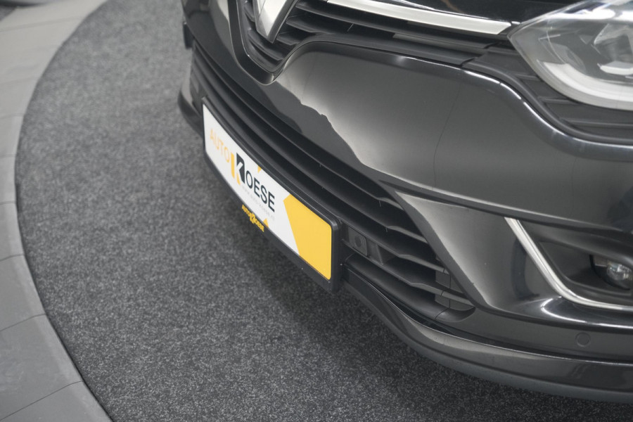 Renault Clio TCe 90 Intens | Camera | Navigatie | Allseason Banden | Parkeersensoren