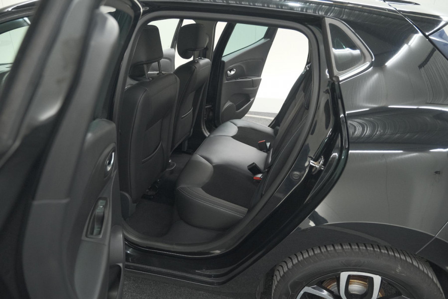 Renault Clio TCe 90 Intens | Camera | Navigatie | Allseason Banden | Parkeersensoren