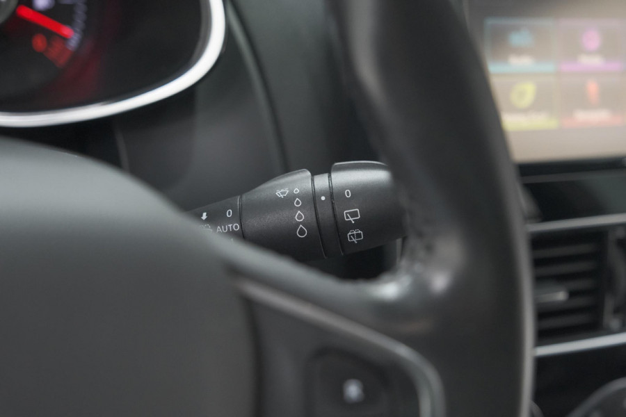Renault Clio TCe 90 Intens | Camera | Navigatie | Allseason Banden | Parkeersensoren