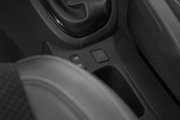 Renault Clio TCe 90 Intens | Camera | Navigatie | Allseason Banden | Parkeersensoren