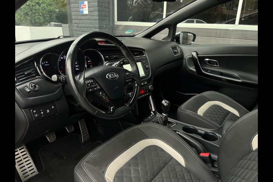 Kia cee'd Sportswagon 1.0 T-GDi GT-Line, Pano, Navi, Camera, Cruise, Bluetooth, NAP Kia cee'd Sportswagon 1.0 T-GDi GT-Line, Pano, Navi, Camera, Cruise, Bluetooth, NAP