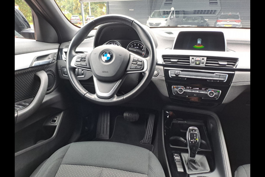 BMW X2 sDrive18i | Automaat | LED | Navi | Cruise | PDC | All-seasons |