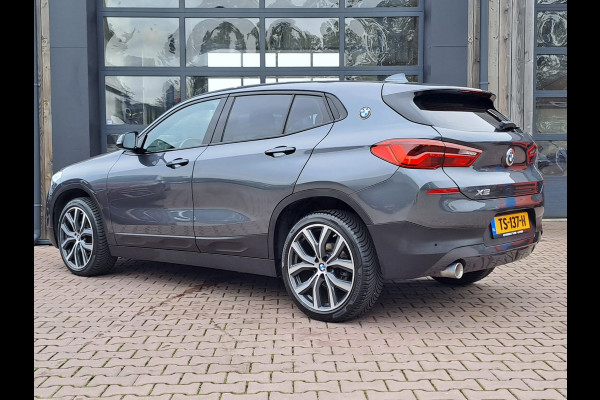 BMW X2 sDrive18i | Automaat | LED | Navi | Cruise | PDC | All-seasons |