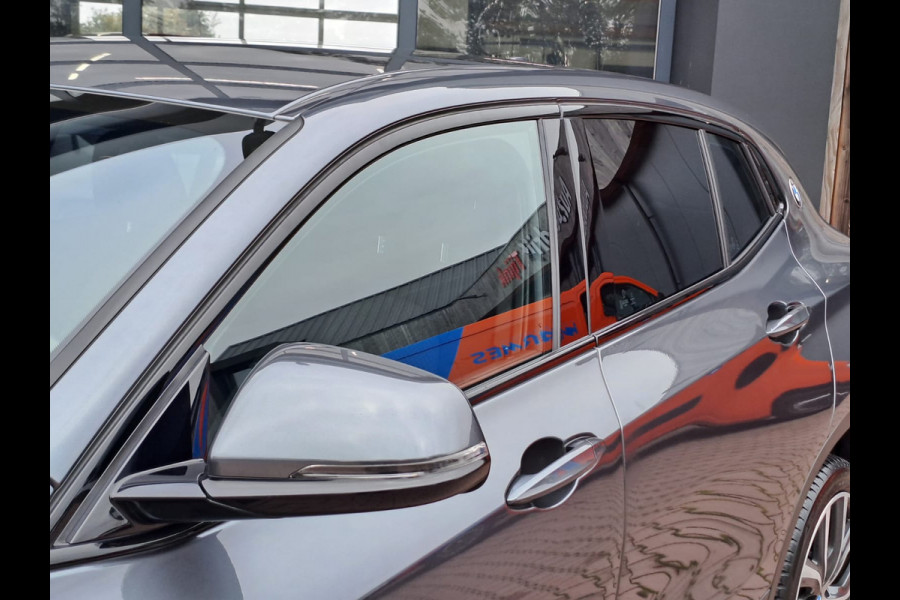BMW X2 sDrive18i | Automaat | LED | Navi | Cruise | PDC | All-seasons |