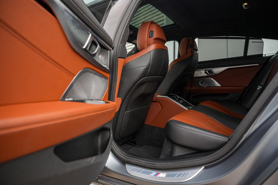 BMW 8 Serie Gran Coupé M850i xDrive High Executive Panoramadak B&W Audio Carbon HUD Adapt. Cruise Crafted Clarity