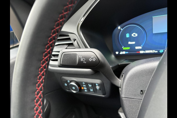 Ford Kuga 2.5 PHEV ST-Line | Wegklapbare trekhaak | Winter Pack | 2.100kg trekgewicht