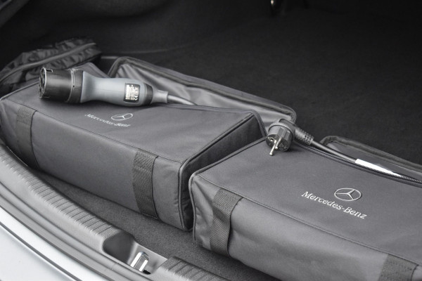 Mercedes-Benz C-Klasse 300 e Luxury Line Amg Line Distronic Stuurvw Mat Grijs