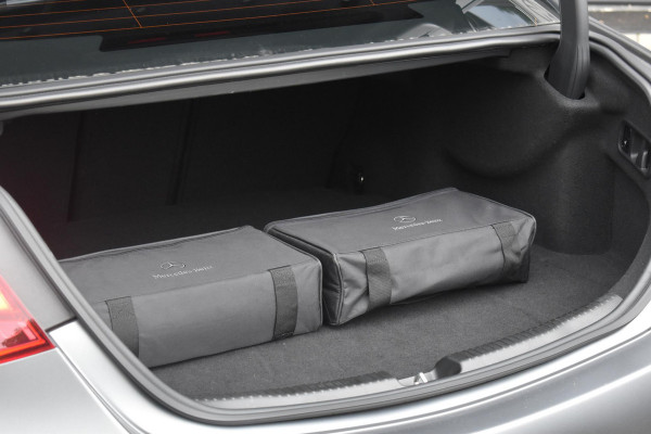 Mercedes-Benz C-Klasse 300 e Luxury Line Amg Line Distronic Stuurvw Mat Grijs