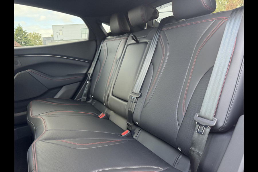 Ford Mustang Mach-E Extended Premium RWD 88 kWh | SCI |296pk | Ford Voorraad | Technology Pack Plus