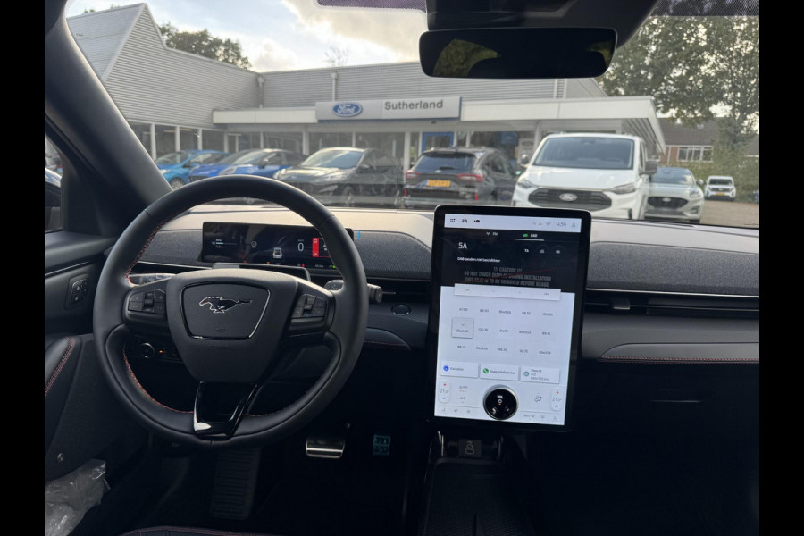 Ford Mustang Mach-E Extended Premium RWD 88 kWh | SCI |296pk | Ford Voorraad | Technology Pack Plus