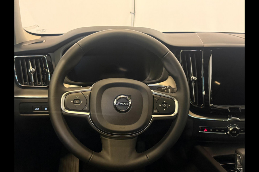 Volvo XC60 2.0 T6 Plug-in hybrid AWD Essential Edition Bright|NAP|PANO|1e EIGENAAR