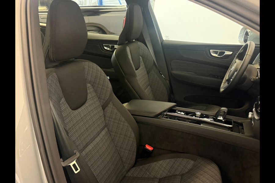 Volvo XC60 2.0 T6 Plug-in hybrid AWD Essential Edition Bright|NAP|PANO|1e EIGENAAR