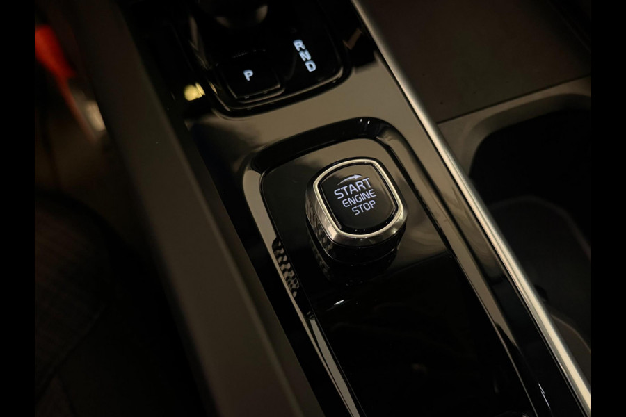 Volvo XC60 2.0 T6 Plug-in hybrid AWD Essential Edition Bright|NAP|PANO|1e EIGENAAR