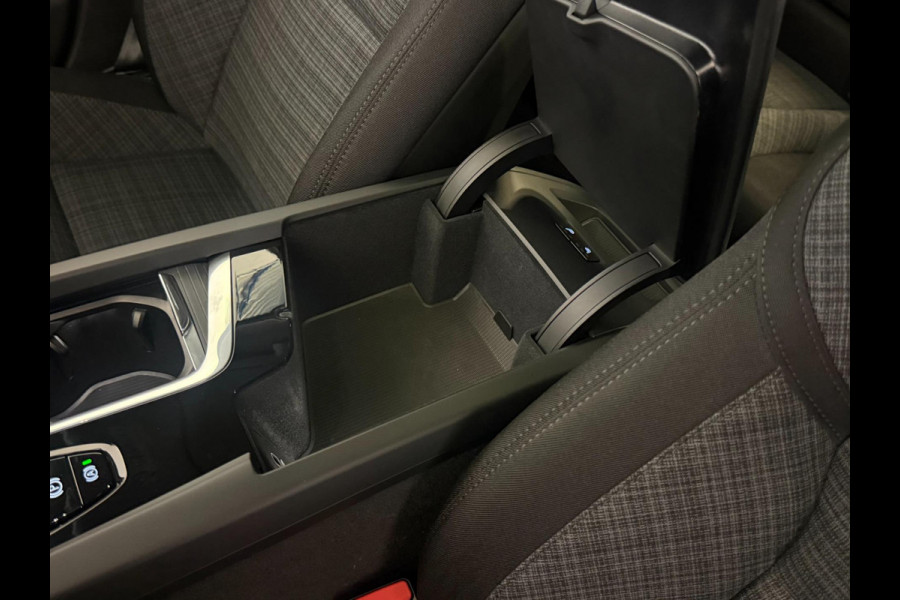 Volvo XC60 2.0 T6 Plug-in hybrid AWD Essential Edition Bright|NAP|PANO|1e EIGENAAR