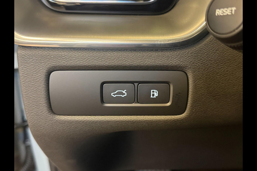 Volvo XC60 2.0 T6 Plug-in hybrid AWD Essential Edition Bright|NAP|PANO|1e EIGENAAR