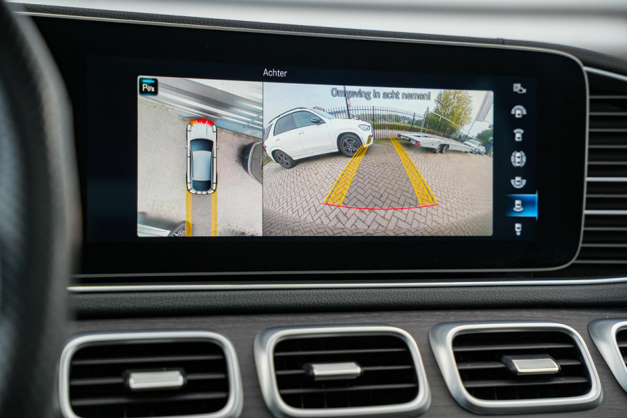 Mercedes-Benz GLE Coupé 400 d 4MATIC AMG Panoramadak Adapt. Cruise Burmester Stoelvent. HUD Ambient Trekhaak 21”LM Mercedes-Benz GLE Coupé 400 d 4MATIC AMG Panoramadak Adapt. Cruise Burmester Stoelvent. HUD Ambient Trekhaak 21”LM