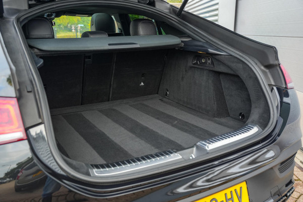 Mercedes-Benz GLE Coupé 400 d 4MATIC AMG Panoramadak Adapt. Cruise Burmester Stoelvent. HUD Ambient Trekhaak 21”LM Mercedes-Benz GLE Coupé 400 d 4MATIC AMG Panoramadak Adapt. Cruise Burmester Stoelvent. HUD Ambient Trekhaak 21”LM