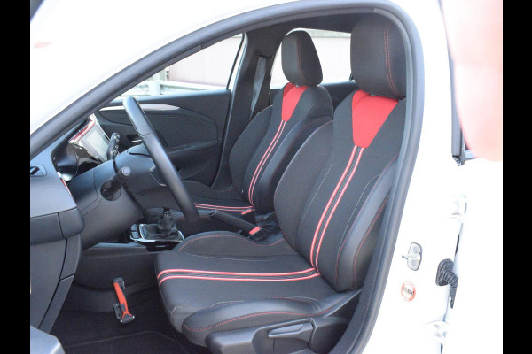 Opel Corsa 1.2 GS Line PARKEERSENSOREN | NAVI & CARPLAY | AIRCO |