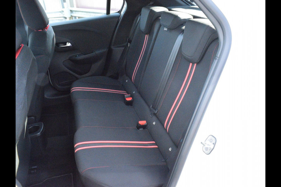 Opel Corsa 1.2 GS Line PARKEERSENSOREN | NAVI & CARPLAY | AIRCO |