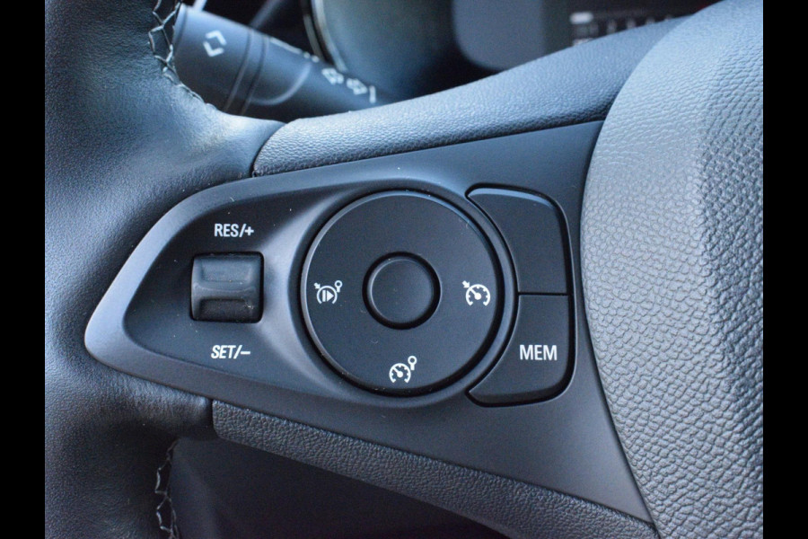 Opel Corsa 1.2 GS Line PARKEERSENSOREN | NAVI & CARPLAY | AIRCO |